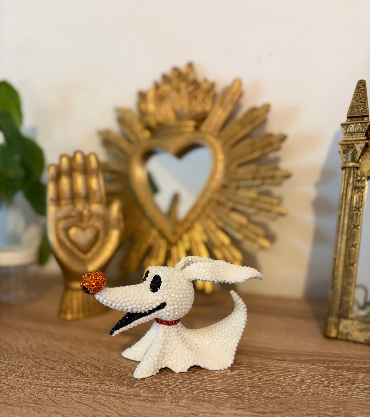 Compagnon Chien Fantôme Blanc Entièrement Strassé à la Main